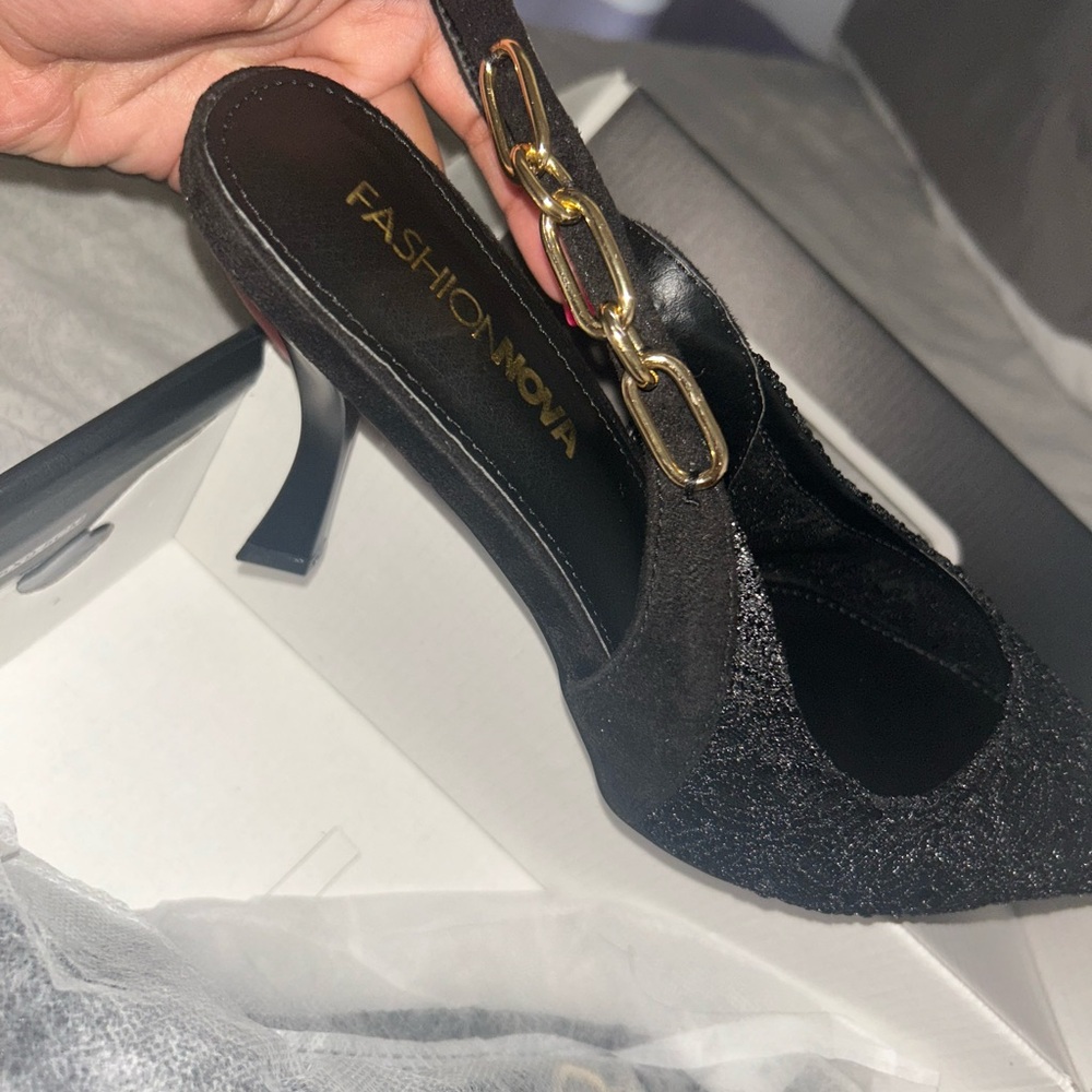 Fashion Nova Black and Gold Heels - Picture 2 of 4